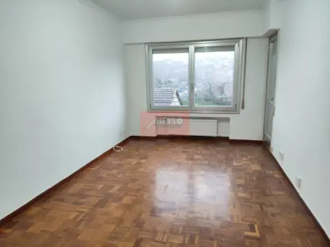 Piso en calle de Villa Valencia