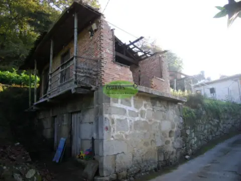 Casa en Castrelo de Miño