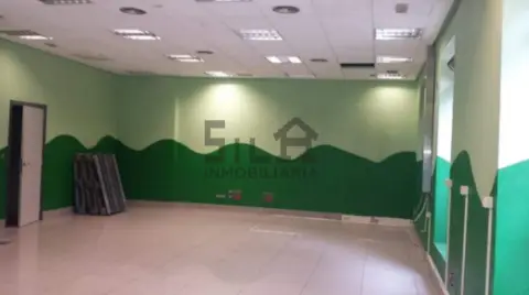 Local comercial en calle de Ervedelo