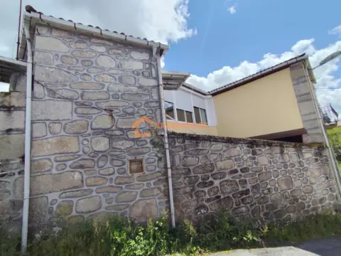 Casa en Lobios