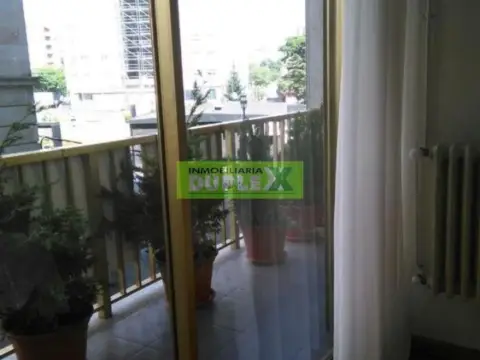 Piso en Rosalía de Castro