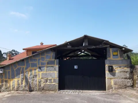 Casa en calle Lugar de Outeiro - Celeiros, nº 17