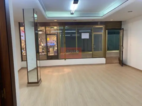 Local comercial en calle de Santo Domingo