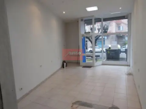 Local comercial en calle de Francisco Moure