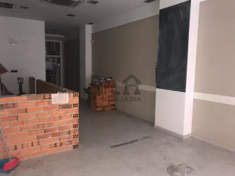 Local comercial en calle Bedoya