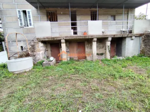 Casa en Carballiño (O)