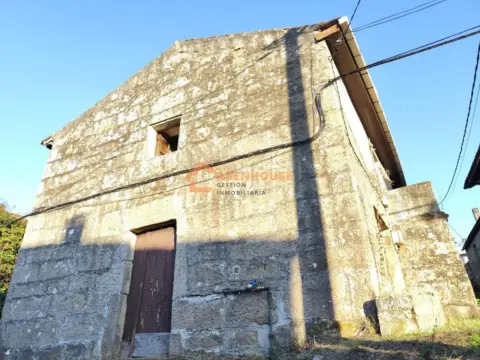 Casa en Carballiño (O)