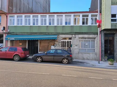 Casa en Avenida Principal