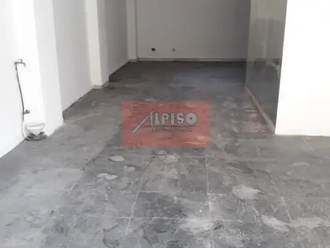 Local comercial en Avenida de Portugal