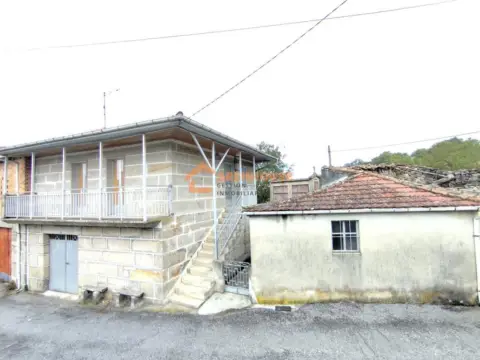 Casa en Paderne de Allariz