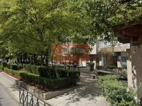 Local comercial en Plaza de la Mariña