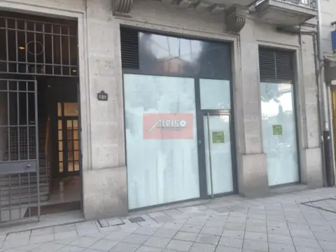 Local comercial en calle del Progreso