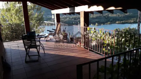 Chalet en Castrelo de Miño