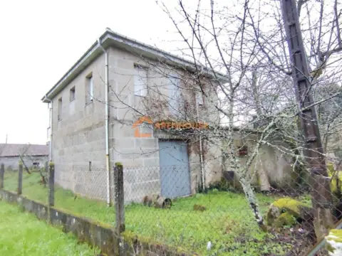 Casa en San Cristovo de Cea