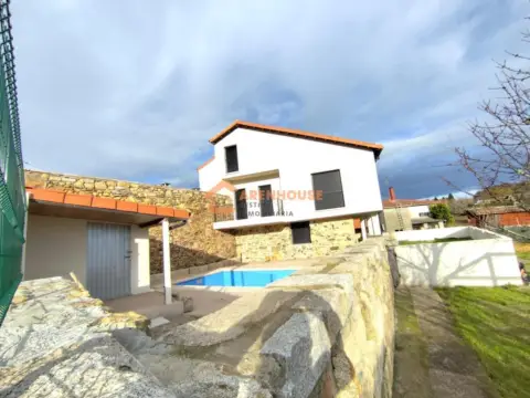 Chalet en Merca (A)
