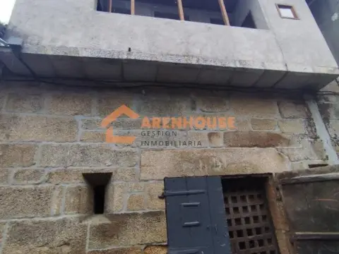 Casa en Carballiño (O)
