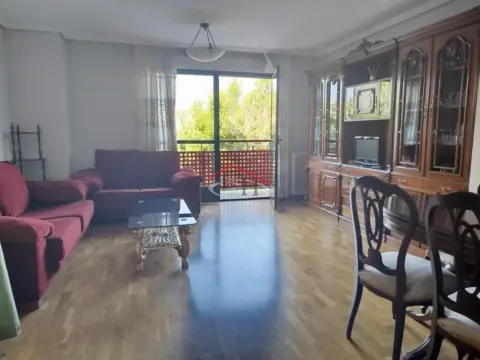 Piso en calle de los Robles