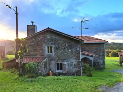 Casa en calle Vilarensal