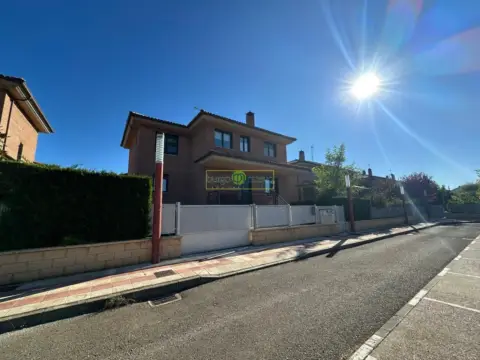 Chalet en calle la Unión