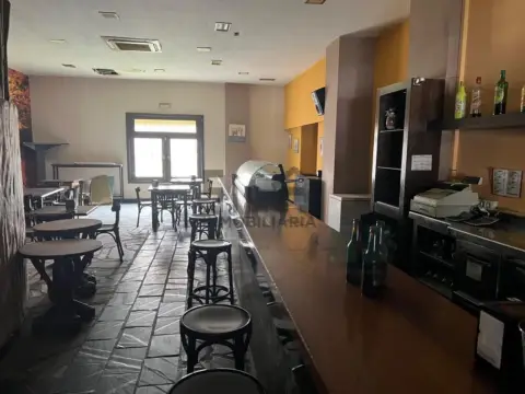 Local comercial en calle de la Pena Trevinca