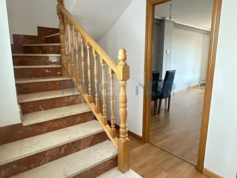 Dúplex en Avenida de los Antibióticos