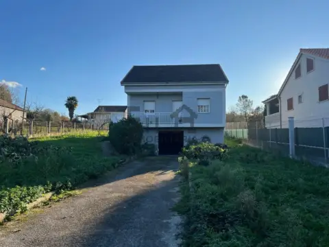 Chalet en Paderne de Allariz