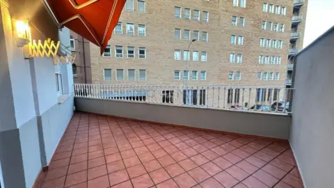 Piso en calle del Escultor Mariñas