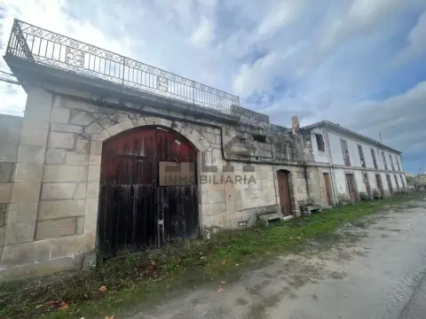 Casa en calle Lg. Mesón de Calvos