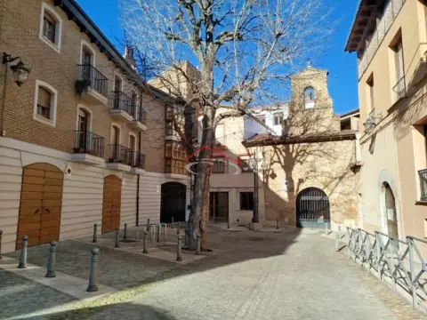 Piso en calle de Pablo Flórez
