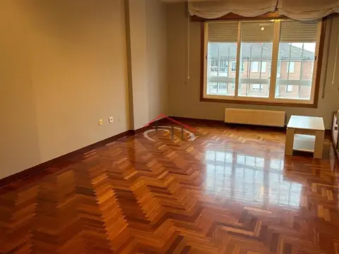 Piso en calle Padre Gregorio