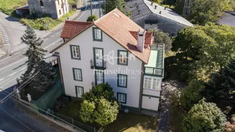 Chalet en calle Outeiro
