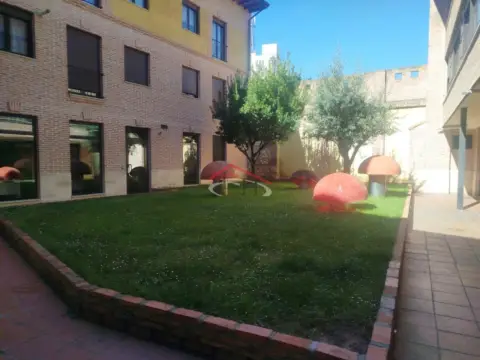 Dúplex en calle de San Francisco