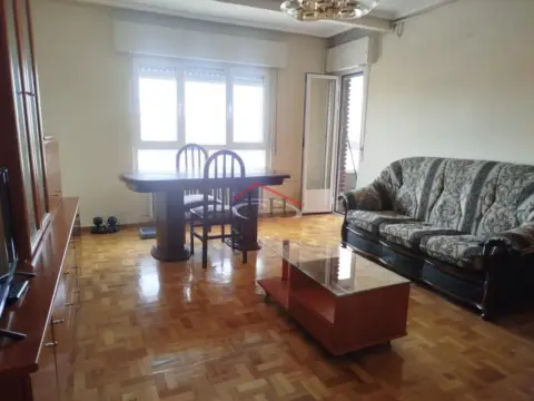 Piso en Avenida del Párroco Pablo Díez