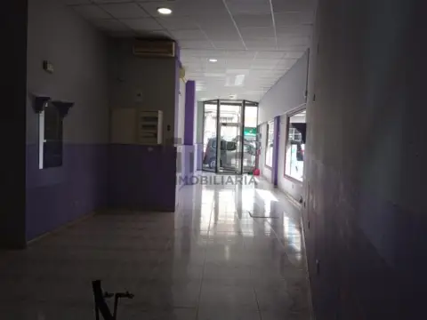 Local comercial en calle de la Granxa