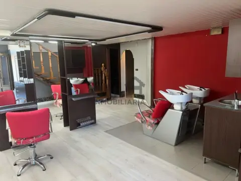 Local comercial en Avenida de Marín