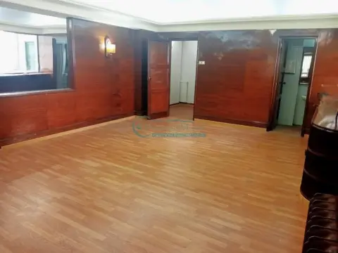 Piso en Camelias-Gran Vía-Hispanidad