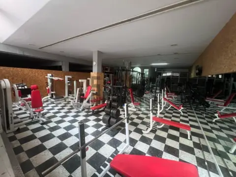 Local comercial en calle Rúa Benito Vicetto