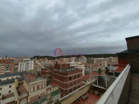 Ático en Avenida del Arlanzón