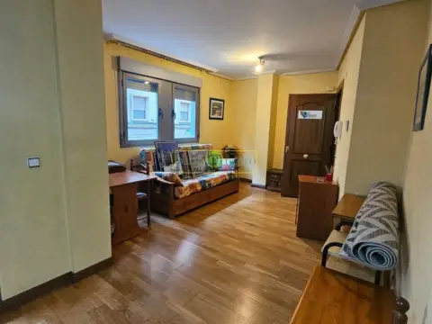 Apartamento en Avenida de Lancia