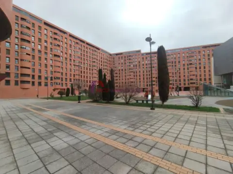 Piso en Plaza del Doctor Emilio Giménez Heras