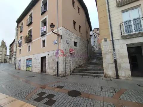 Piso en calle de Valentín Palencia