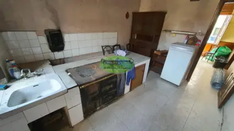 Casa adosada en Maside