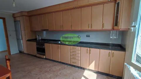 Chalet en San Cibrao Das Viñas