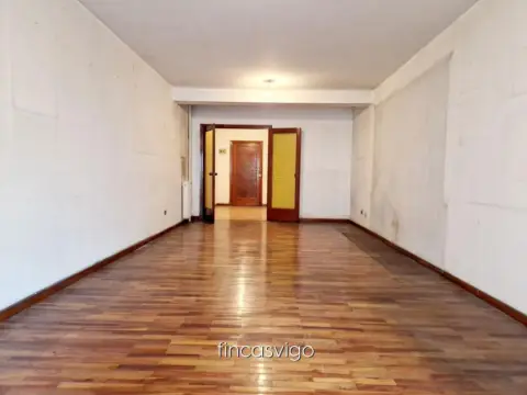 Piso en calle de Urzáiz, 117
