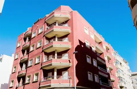 Garaje en calle Juan Mateo Garcia-Ed.Tiare