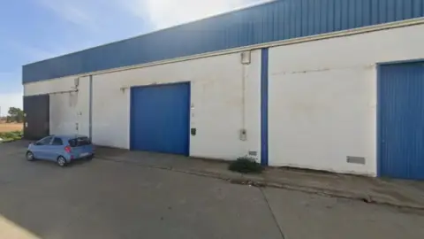 Nave industrial en calle Indutect