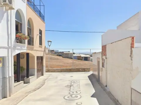 Casa adosada en calle del Germinal