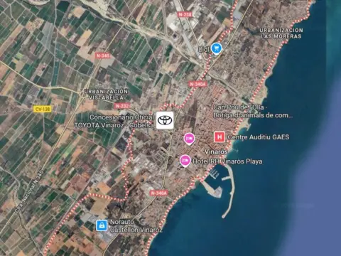 Casa adosada en Avenida Salinas Xr