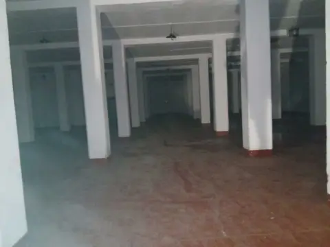 Nave industrial en calle de las Eras de Santa Lucía