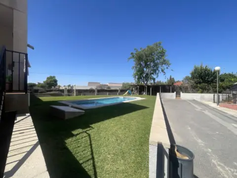 Casa adosada en calle La Carrasqueta